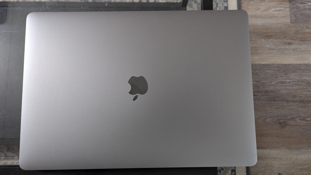 MacBook Pro A2141 - photo 2