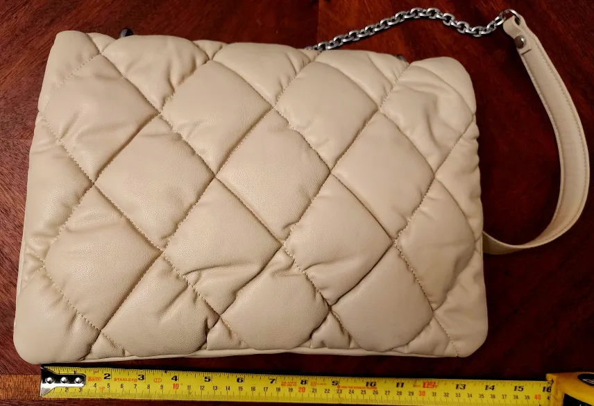 Cream Quilted Chain Bag image indicator(2)