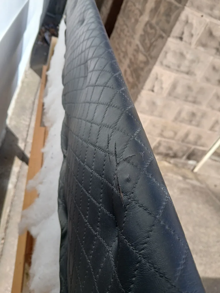 Queen Headboard - Black Leatherette image indicator(3)