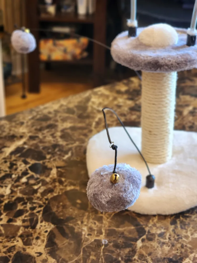 BUDZ Cat Scratcher & Interactive Cat Toy image indicator(5)