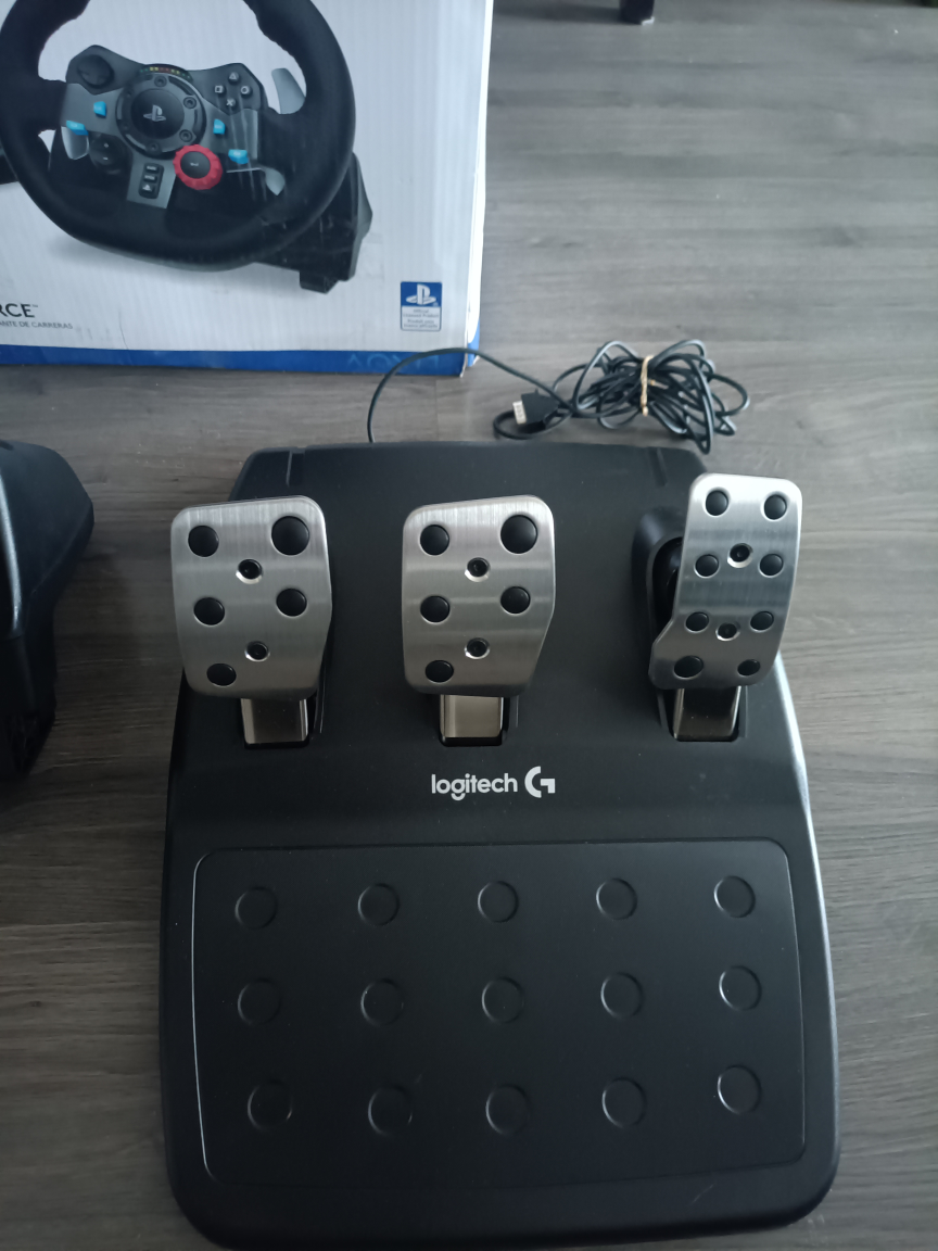 Logitech G29 set ps4 - photo 2