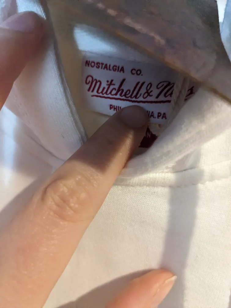 Mitchell & Ness Brand New Chicago Bulls Hoodie image indicator(10)