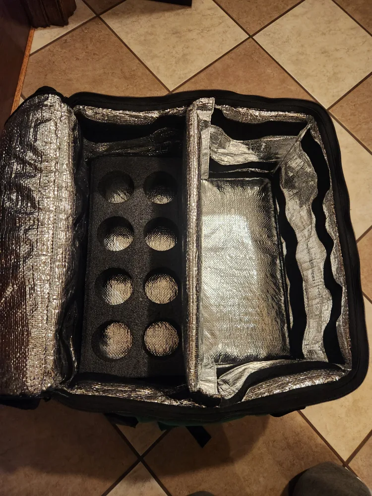 (Excellent) Big Insulated Delivery Bag/Backpack image indicator(5)