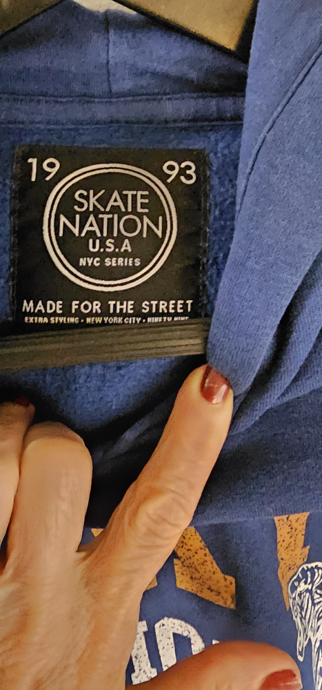 Skate Nation NYC Series Hoodie - Size M - photo 2