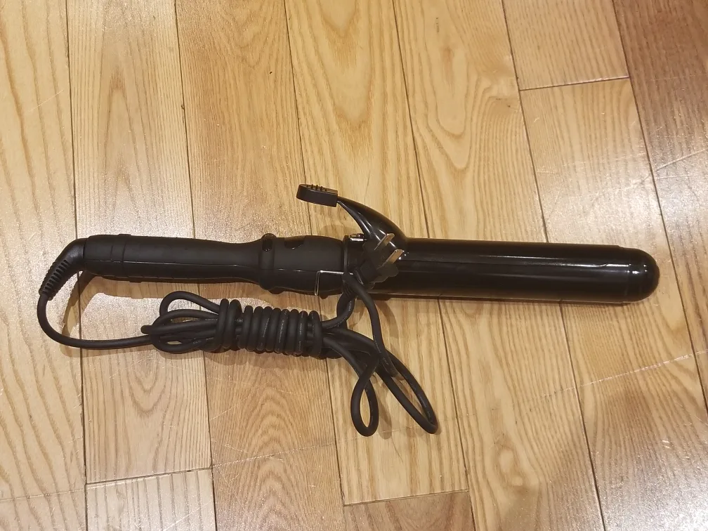 PRO Curling Iron - New in Box image indicator(7)