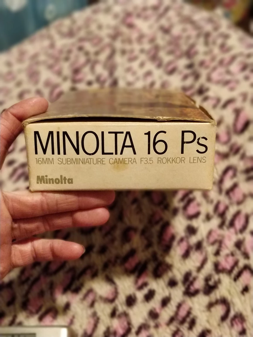 Vintage Minolta 16 P subminiature camera with box - photo 3