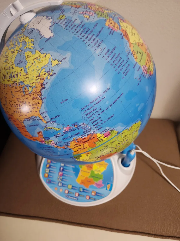 Clementoni Interactive Globe (French Language) image indicator(3)