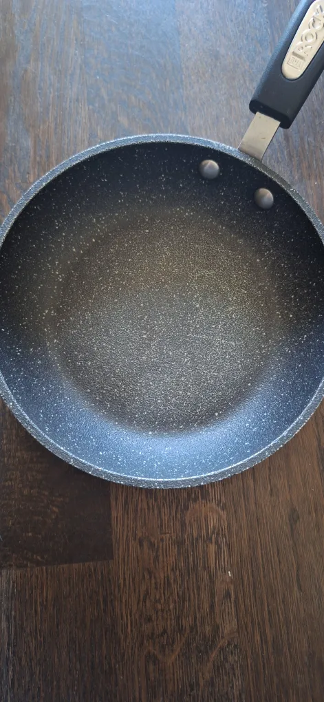 Pre-owned The Rock 8-inch Non-Stick Frying Pan image indicator(3)