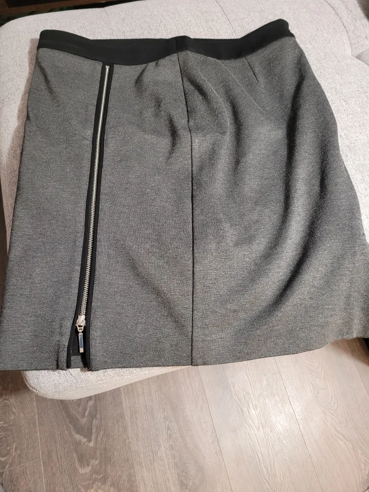 Laura Women's Grey and Black Moto Jacket and Skirt Set image indicator(2)