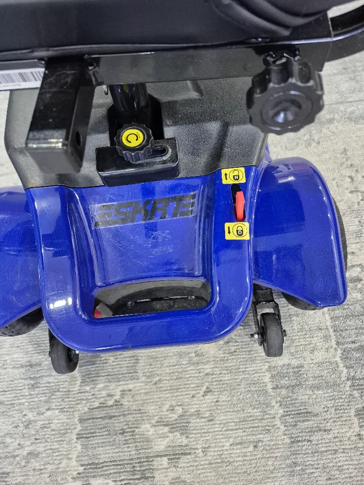 Mobility Scooter - Blue image indicator(4)