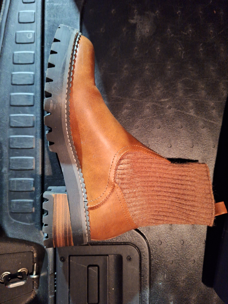 Women's Size 9 Daphne Boots - Cognac Memory Foam - photo 5