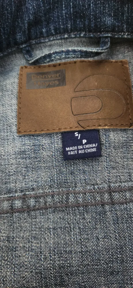 Denver Hayes Denim Jacket - Size Small image indicator(2)