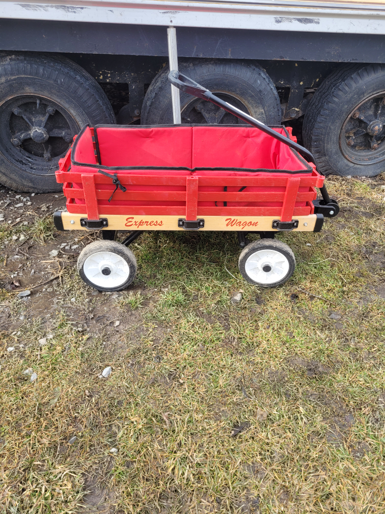 Red Radio Flyer-style wagon - photo 2