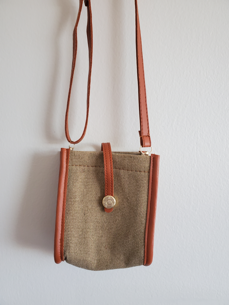 #freecycle// Tan and Brown Crossbody Bag