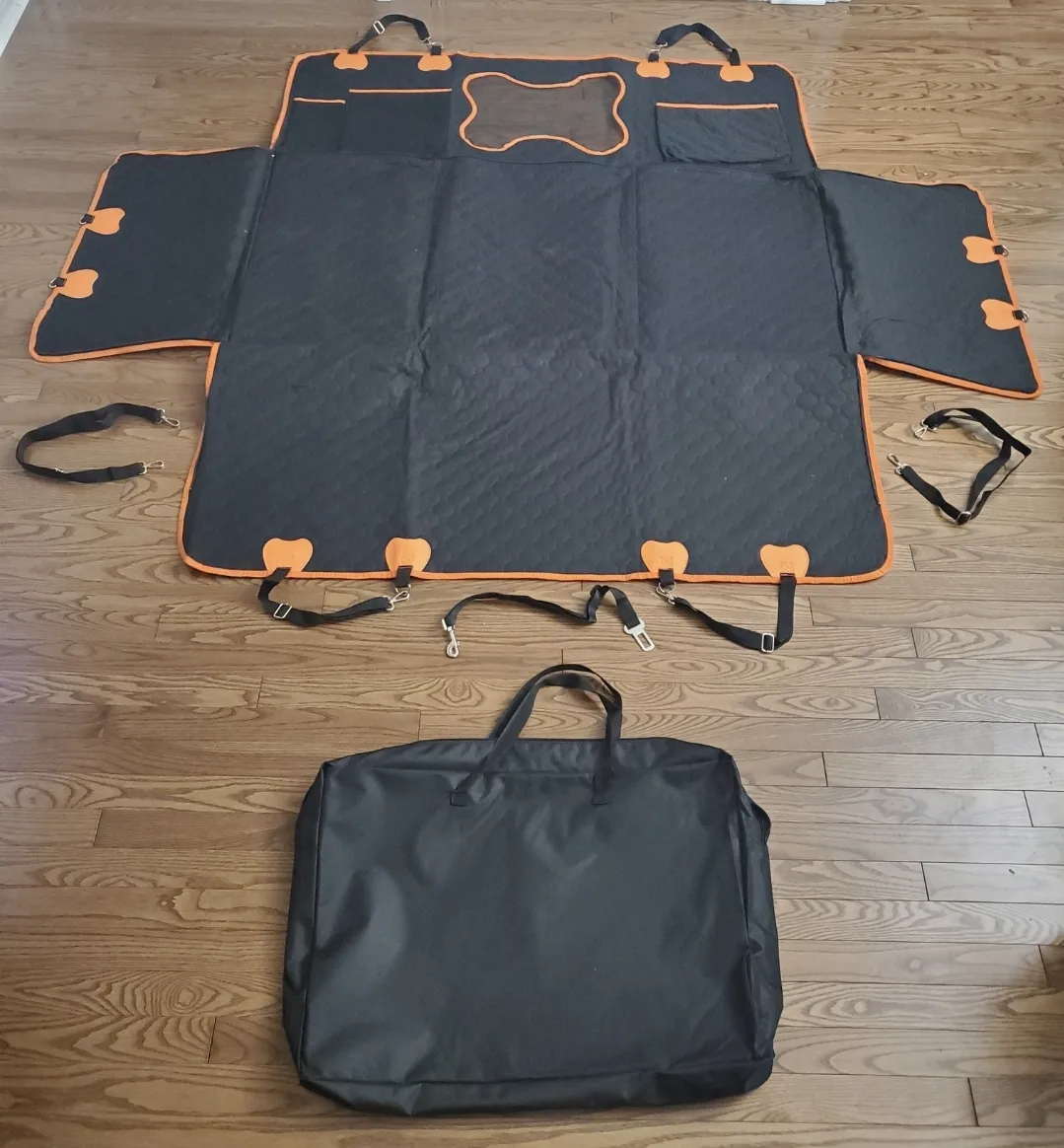 Back Seat Extender / Cover for Dogs image indicator(5)