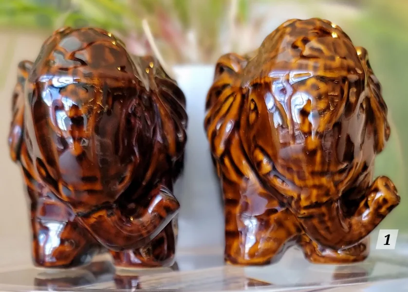Pair of Brown Ceramic Elephant Essential Oil Burner thumbnail
