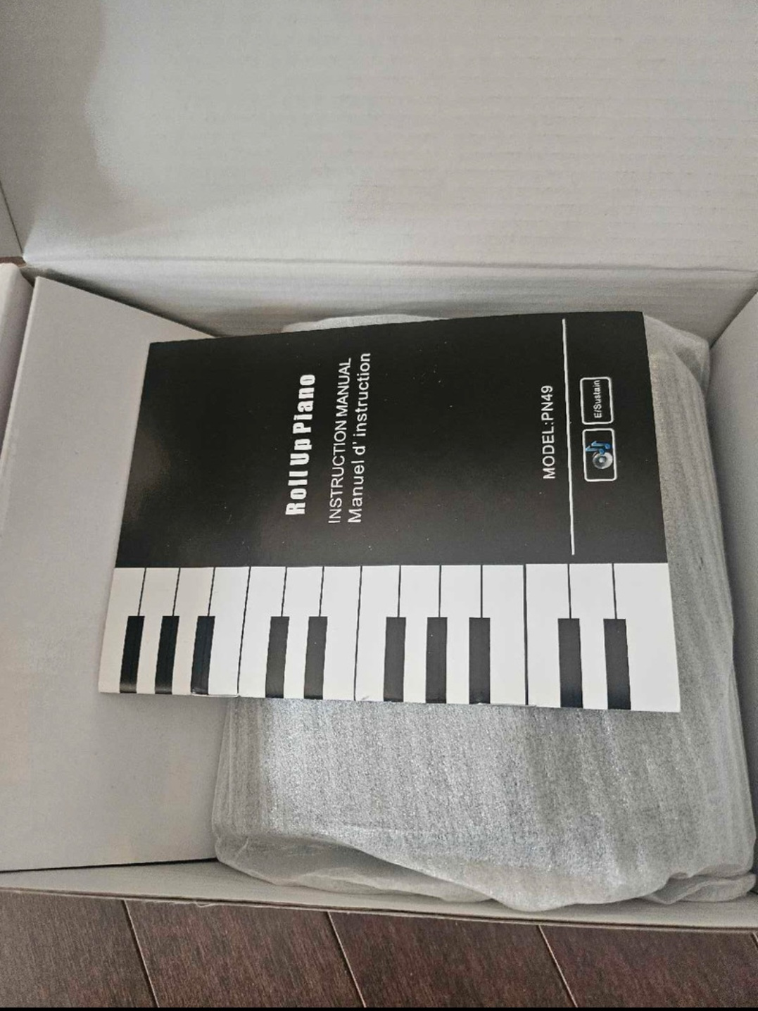 Roll Up Piano Keyboard - Portable and Flexible - photo 2
