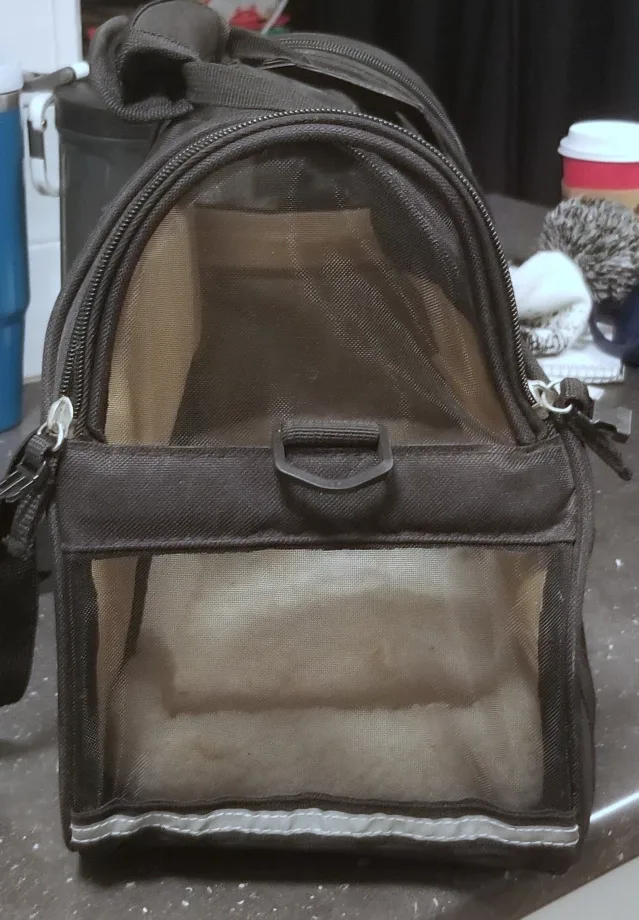 Pet Carrier image indicator(2)