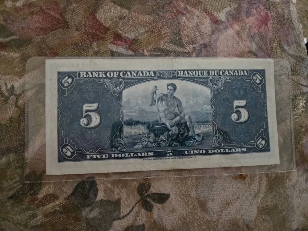 Vintage Bank of Canada Five Dollar Bill 1937 image indicator(2)