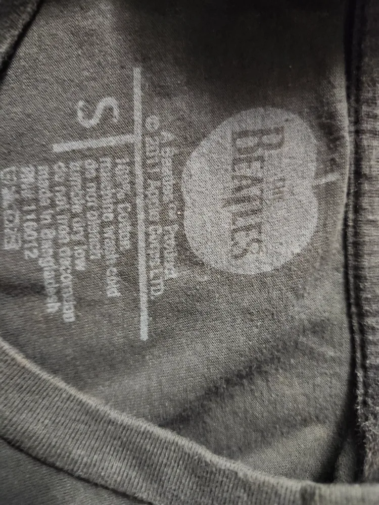 The Beatles Band T-Shirt - Size Small image indicator(2)