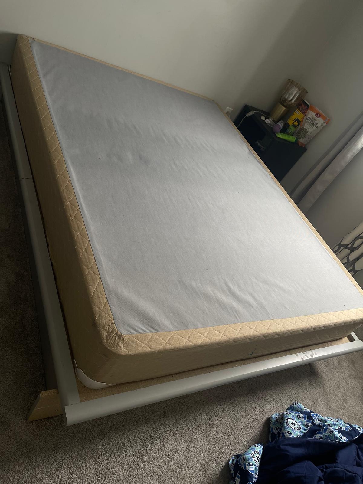 Queen Platform Bed Frame - Grey - photo 3