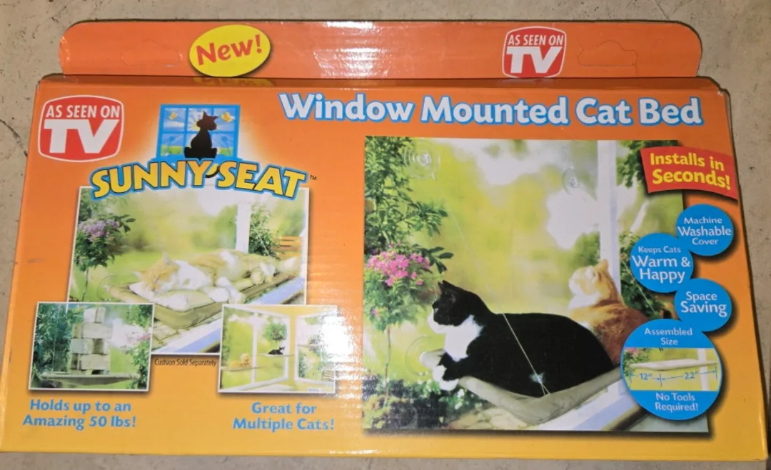 BNIB SunnySeat Window Mounted Cat Bed Brand New In Box image indicator(4)