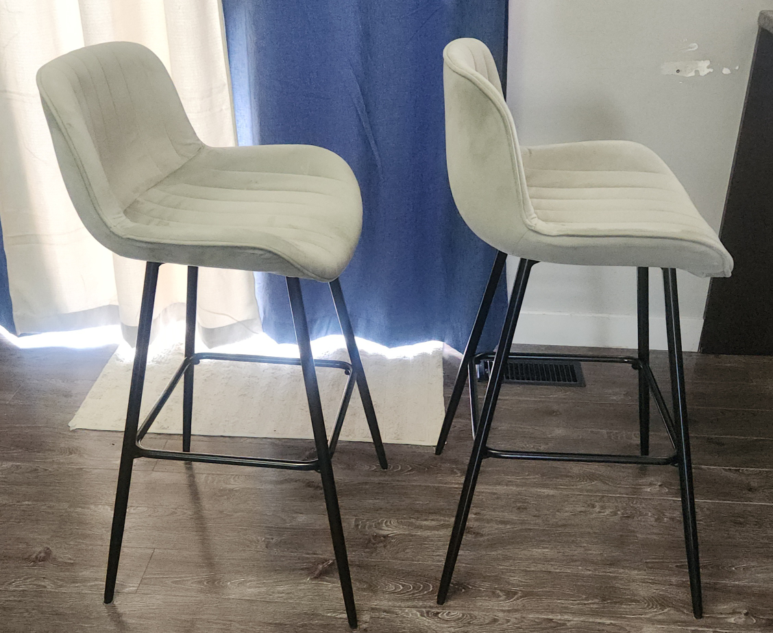 Pair of Light Grey Velvet Counter Stools - photo 2