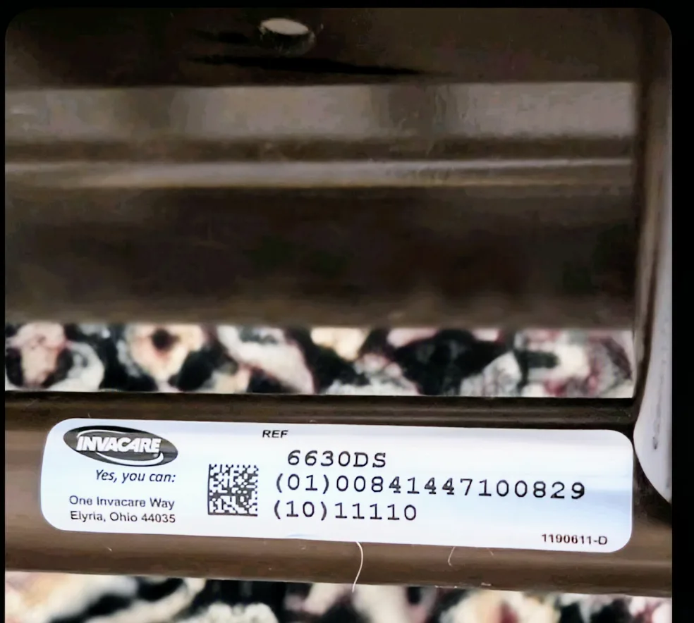 Invacare Heavy Duty Electric Hospital bed & extras EUC image indicator(7)