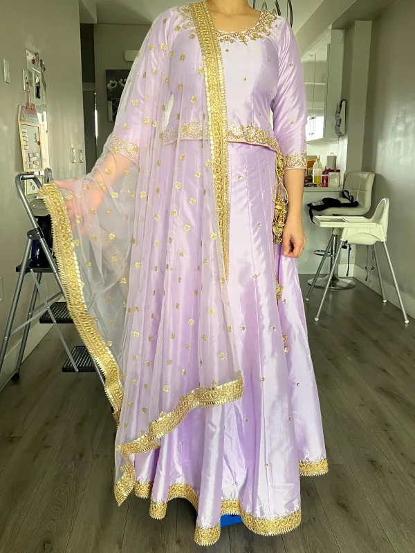 Lavender and Gold Indian Bridal Lehenga Choli image indicator(4)