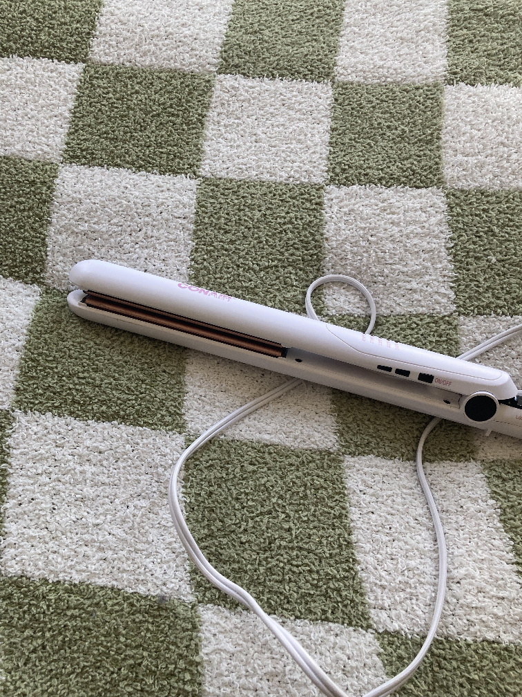 Conair Hair Straightener - photo 2