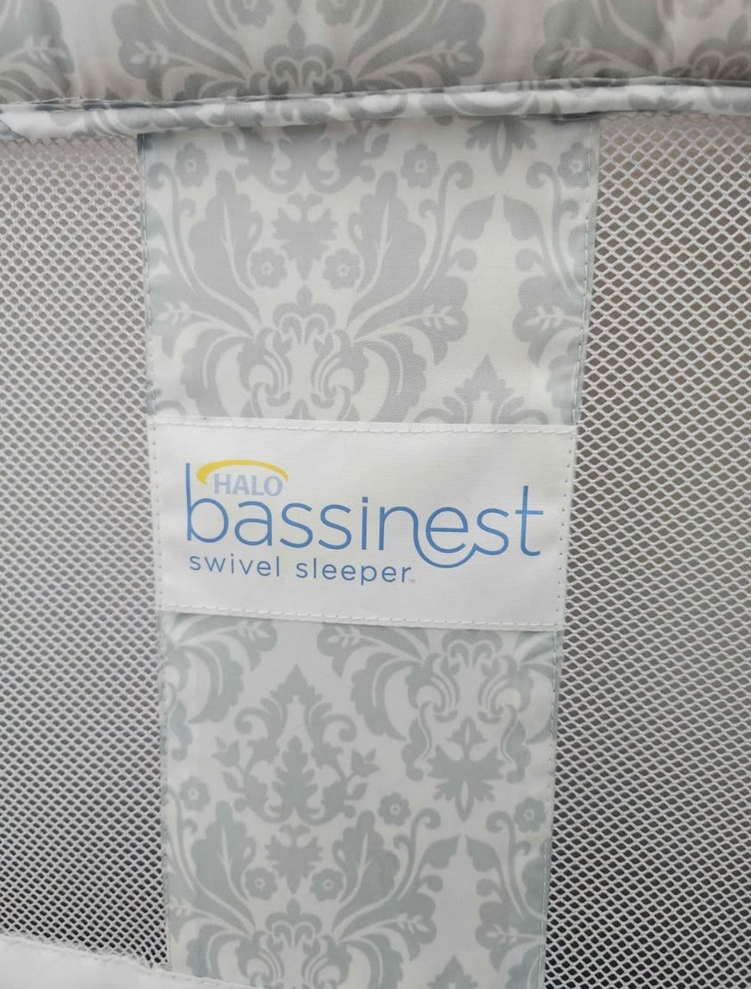 Halo Bassinet Swivel Sleeper - photo 2