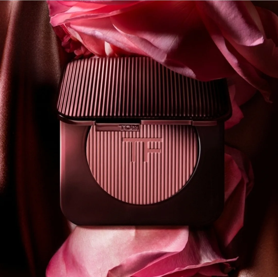 Tom Ford Crème Blush - Cafe Rose Collection image indicator(3)