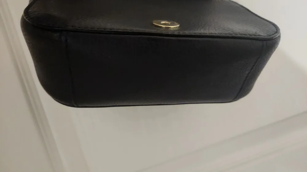 Tory Burch Black Leather Crossbody Bag image indicator(4)