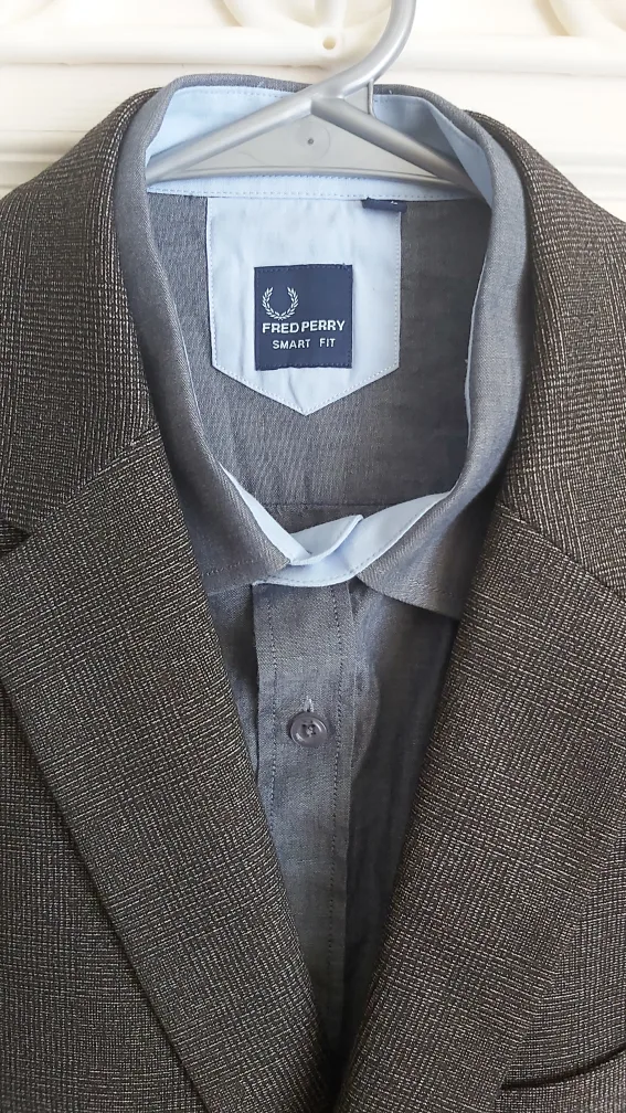 Celio Men's Blazer & Shirt Set image indicator(2)