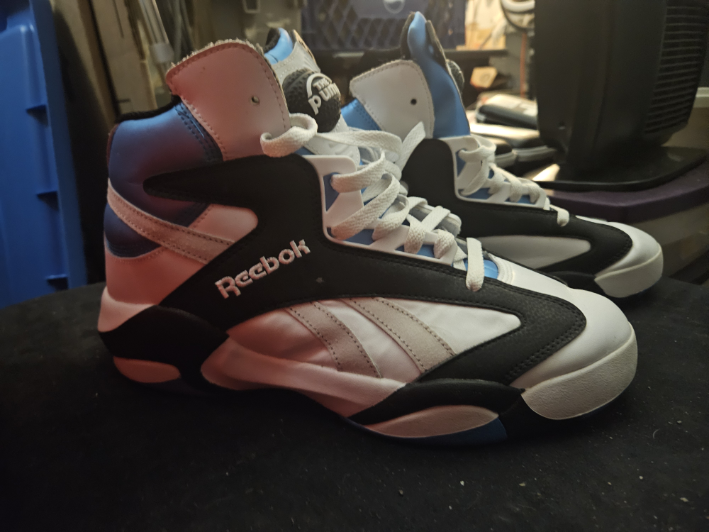 Reebok Pump Running Shoes Size 9.5 mens - photo 2