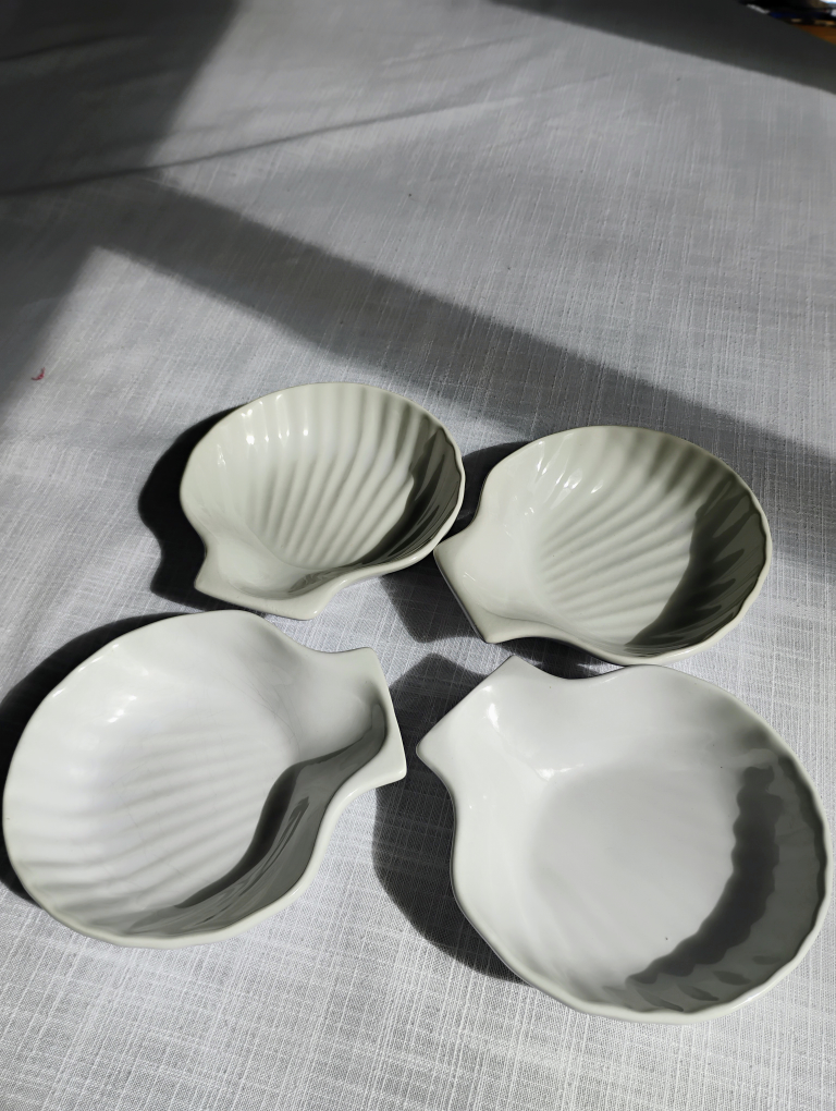 Set of Four Shell-Shaped Dishes