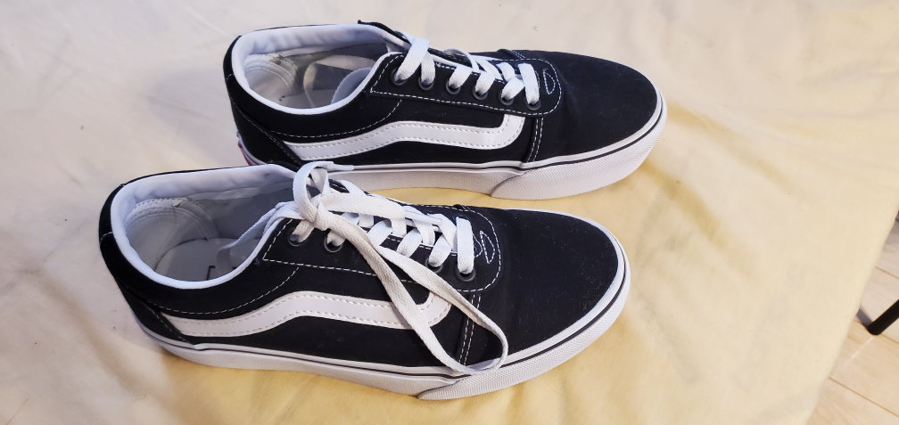 Women's Vans Old Skool Platform Sneakers - Black size 6 - photo 3
