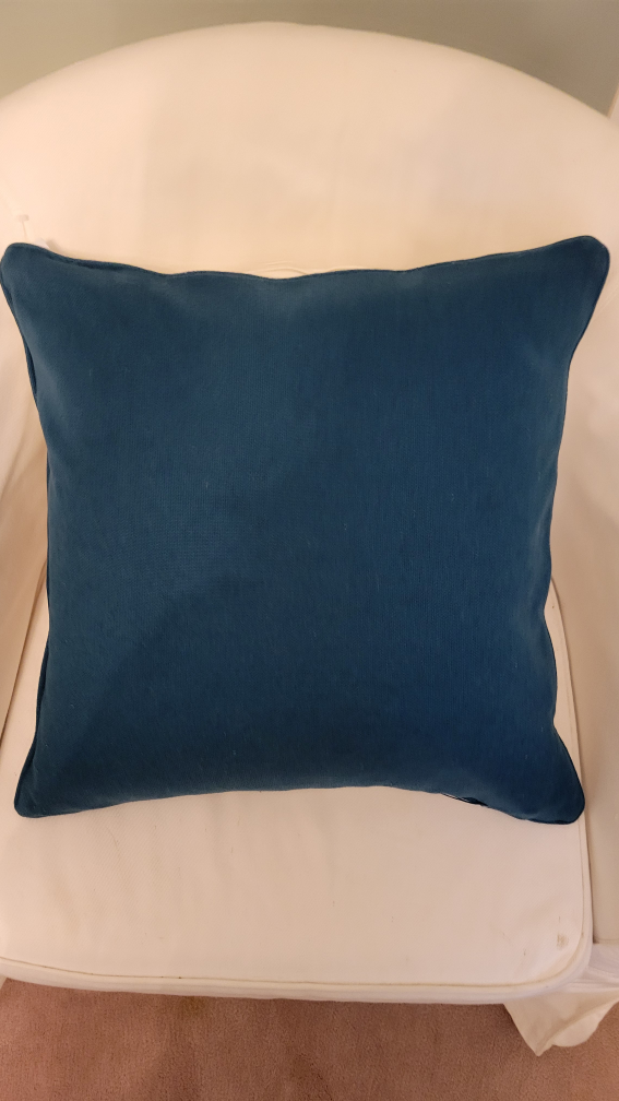 BrandNew 100%FeathersFilled Hockey Theme Throw Pillow W/Zipper - photo 3