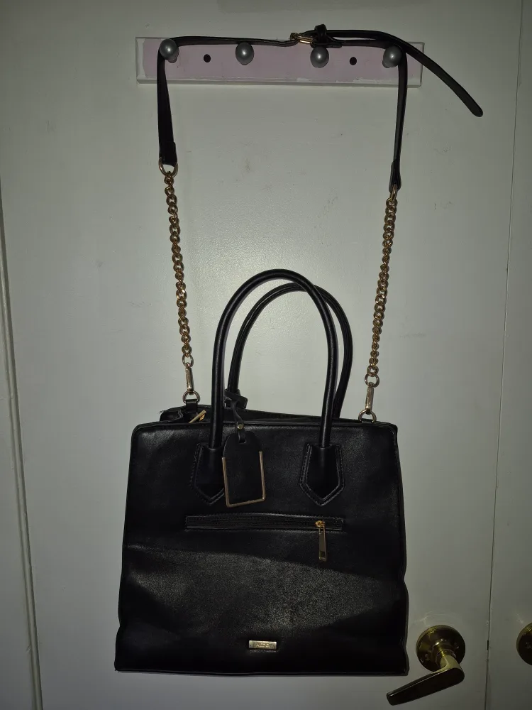 Black quilted satchel handbag with gold chain strap image indicator(5)