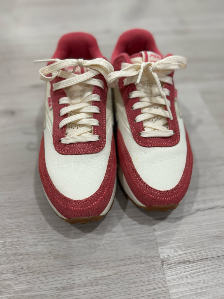 Fila Women's Sneakers - US Size 7