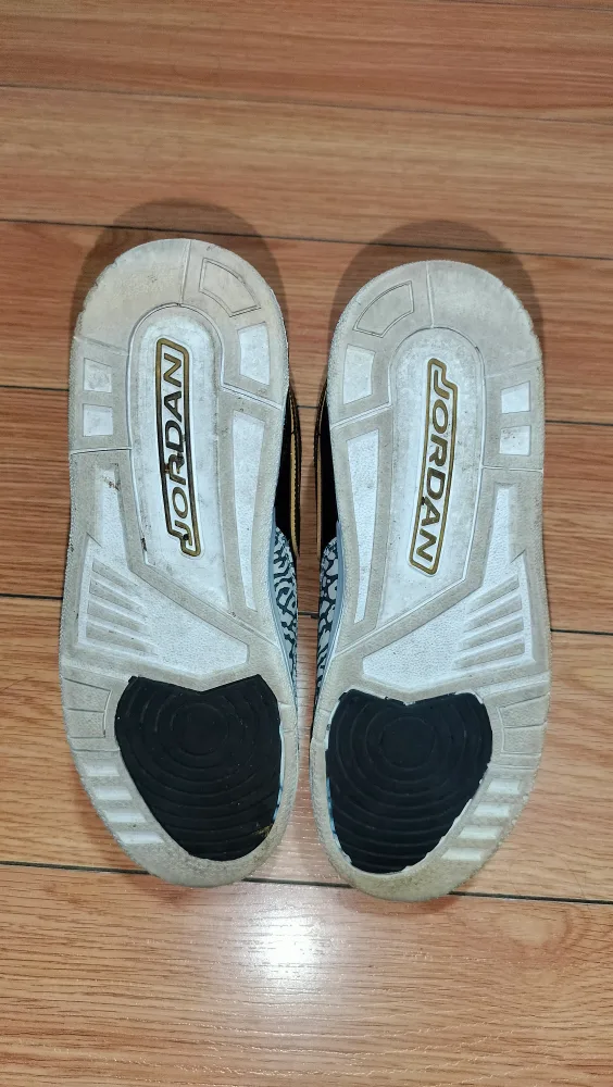 kids/ youths Nike Air Jordan Legacy 312 image indicator(6)