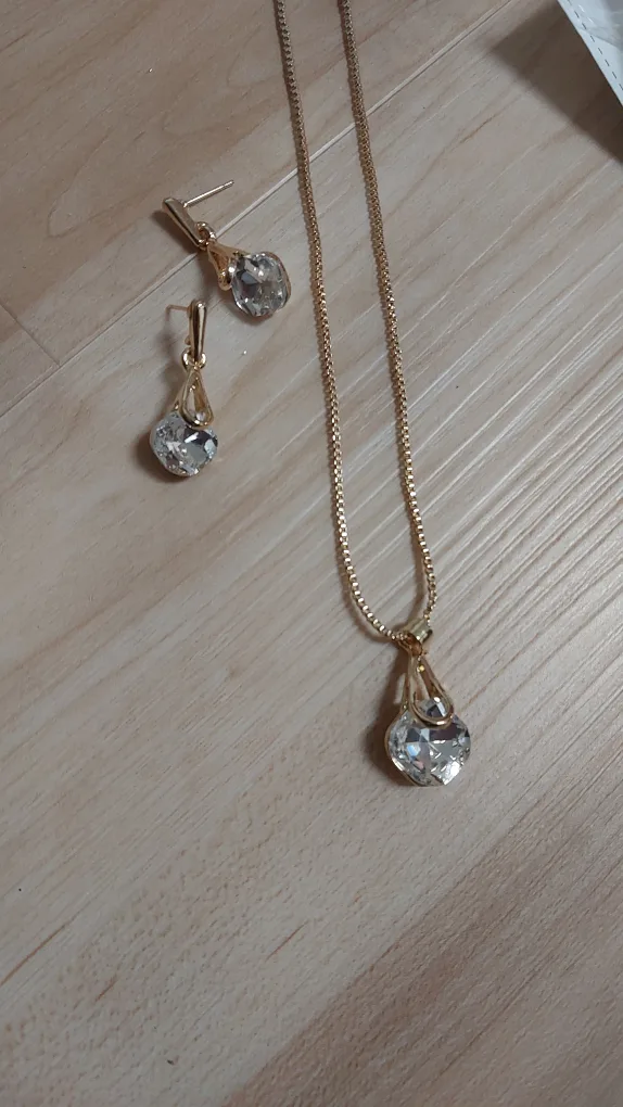 BRAND NEW Elegant Jewelry Sets image indicator(9)