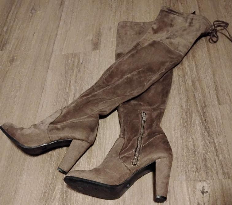 Over-the-knee Suede Boots - photo 2
