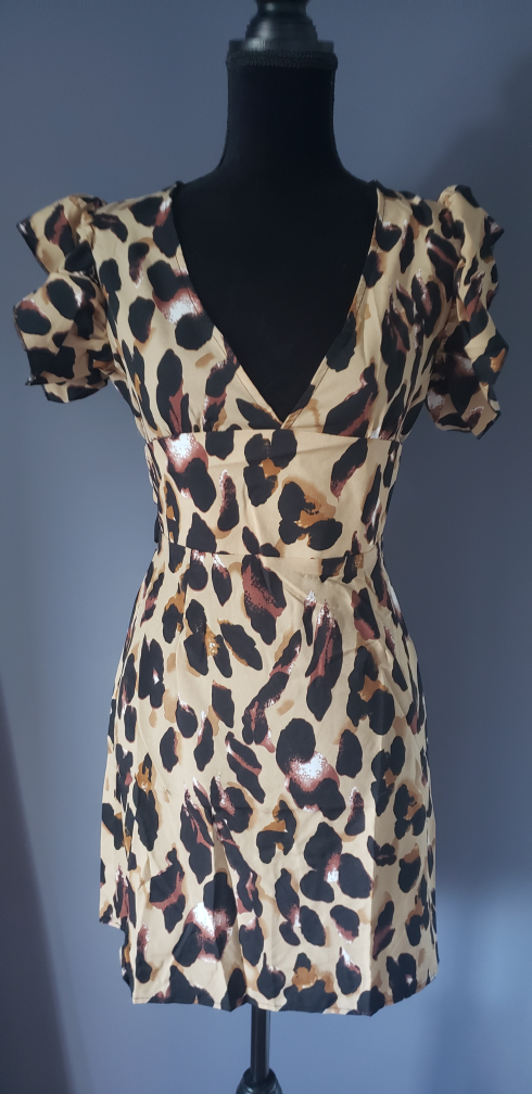 Women's Clothing Bundle: Jumpsuit, Sweater, and Dresses - photo 4