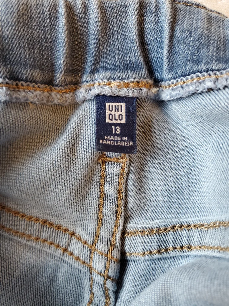 Bundle of 8 Boys' Jeans - Sizes Vary image indicator(2)