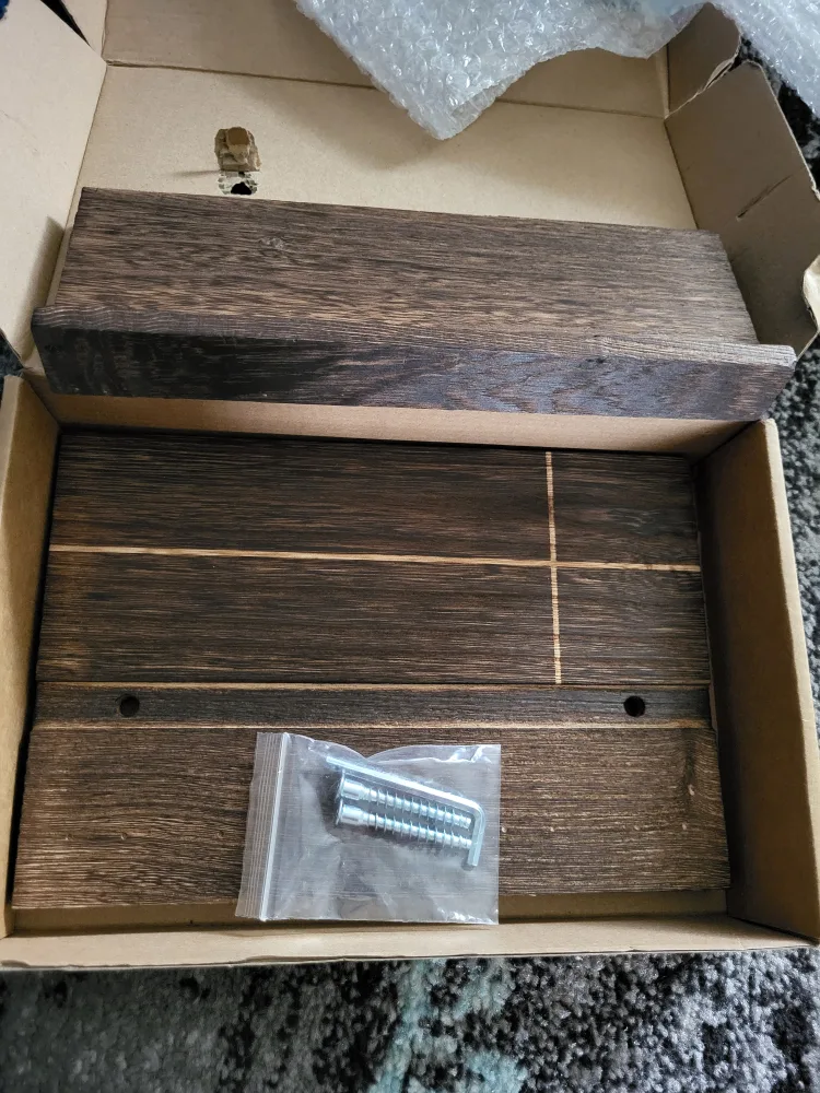 Rustic Wooden Wall-Mounted Key Holder with Shelf image indicator(7)