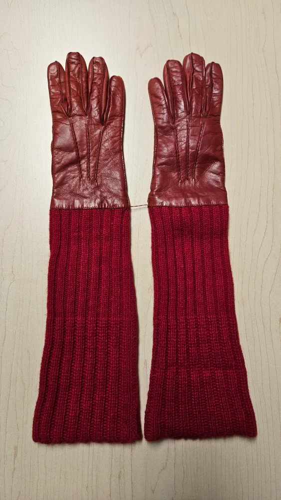 Leather & Knit Gloves #freecycle 🧡 image indicator(2)