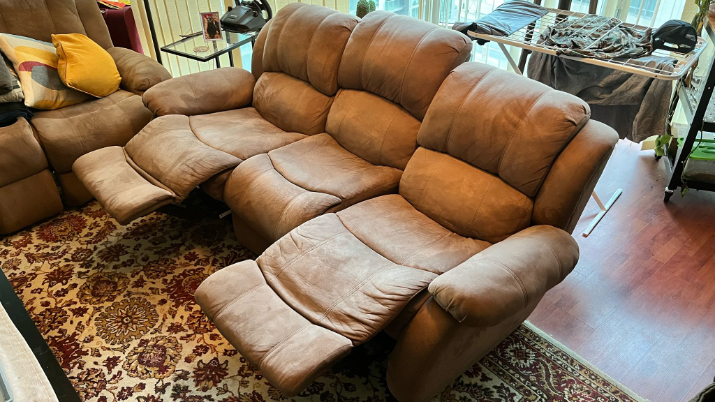 Reclining Sofa - Brown Microfiber - photo 5