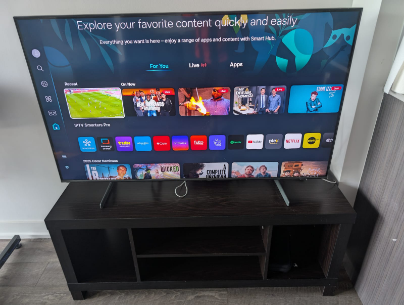 Smart TV with Smart Hub