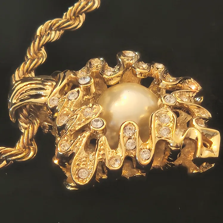 Vintage Fifth Avenue Collection Faux Pearl Pendant Necklace image indicator(10)